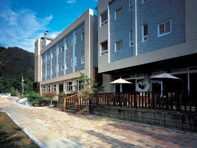 The Solas Hot Spring Resort Nantou Exteriér fotografie